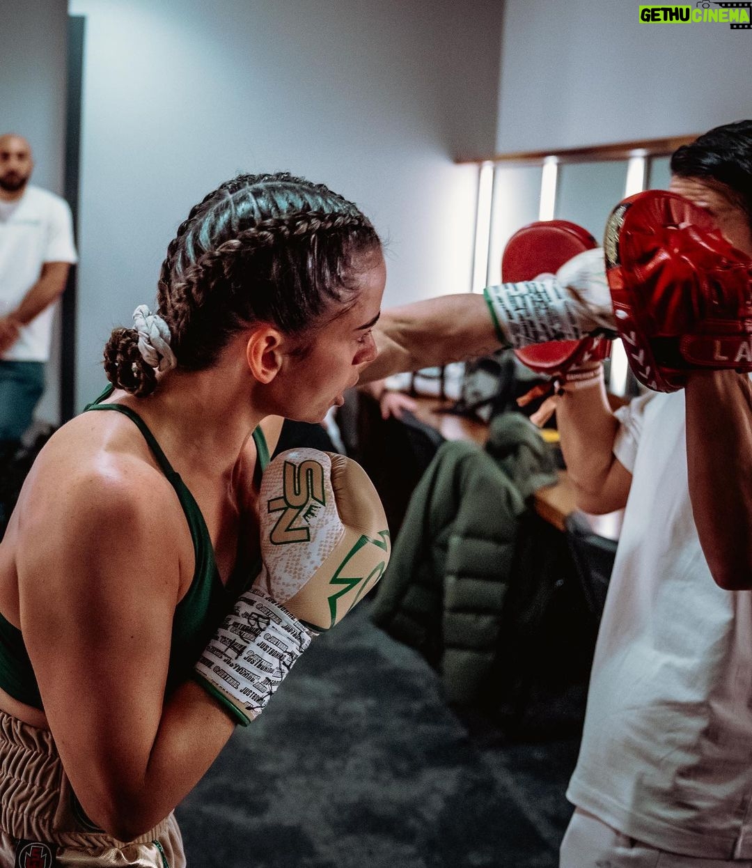 Skye Nicolson Instagram - Fight night photo dump 1 🤭 Dublin, Ireland