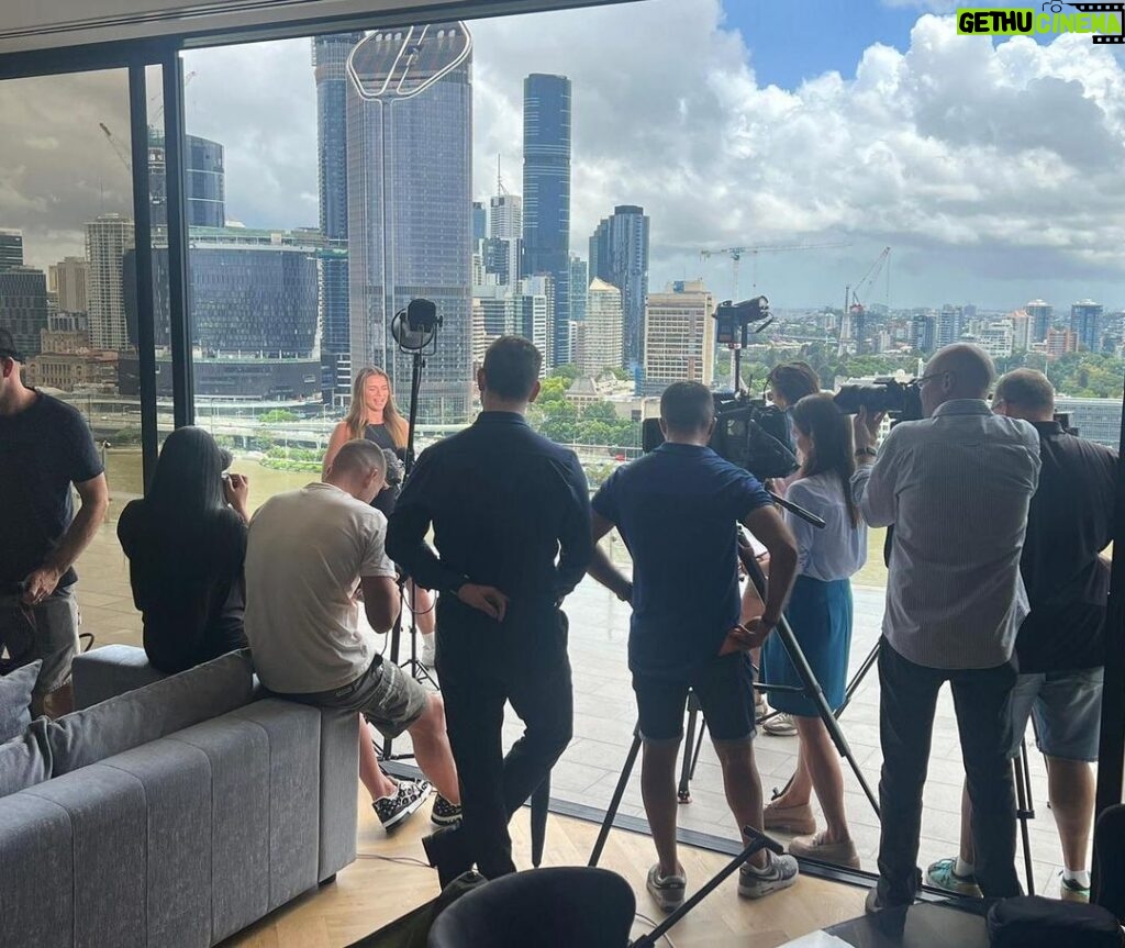 Skye Nicolson Instagram - Great media day today here at @emporiumhotels - let’s bring the @wbcboxing world title fight home to Aussie soil! 🙏🥊🔥❤️ @matchroomboxing @daznboxing Brisbane, Queensland, Australia