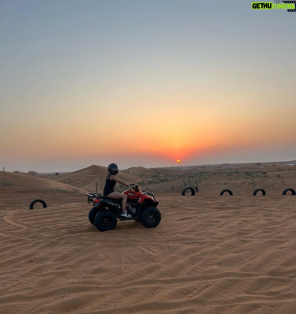 Skye Nicolson Instagram - Du-bye Dubai, United Arab Emirates
