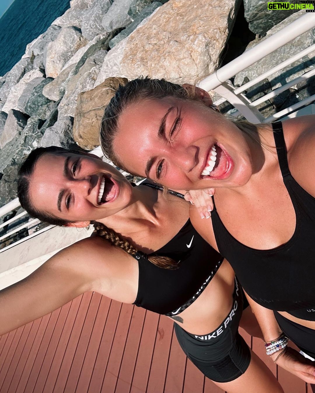 Skye Nicolson Instagram - 24km for 2024! 🥵💪 Palm Jumeirah