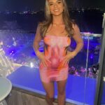Skye Nicolson Instagram - Looking back on an incredible 2023 and so excited for the best that is yet to come, welcoming 2024 with open arms 🤗❤️ Dubai, United Arab Emirates