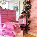 Snooki Instagram - MAWMA’S Workshop was busy this morning! Getting all of your Mystery boxes out!! Love you all! 💋🛍 @thesnookishop UPDATE: SOLD OUT. Restock soon! ✨ follow @thesnookishop THE SNOOKI SHOP