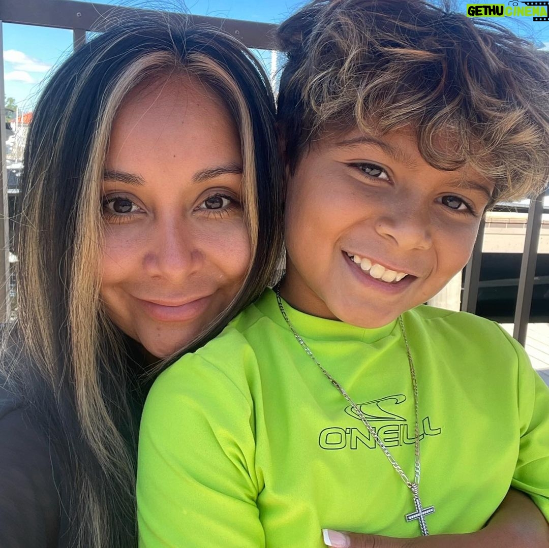 Snooki Instagram - I LOVE MY BOYS! 💙 always keeping me on my toes! Im so blessed to be your mommy! I LOVE YOU more than you’ll ever know! #happynationalsonsday