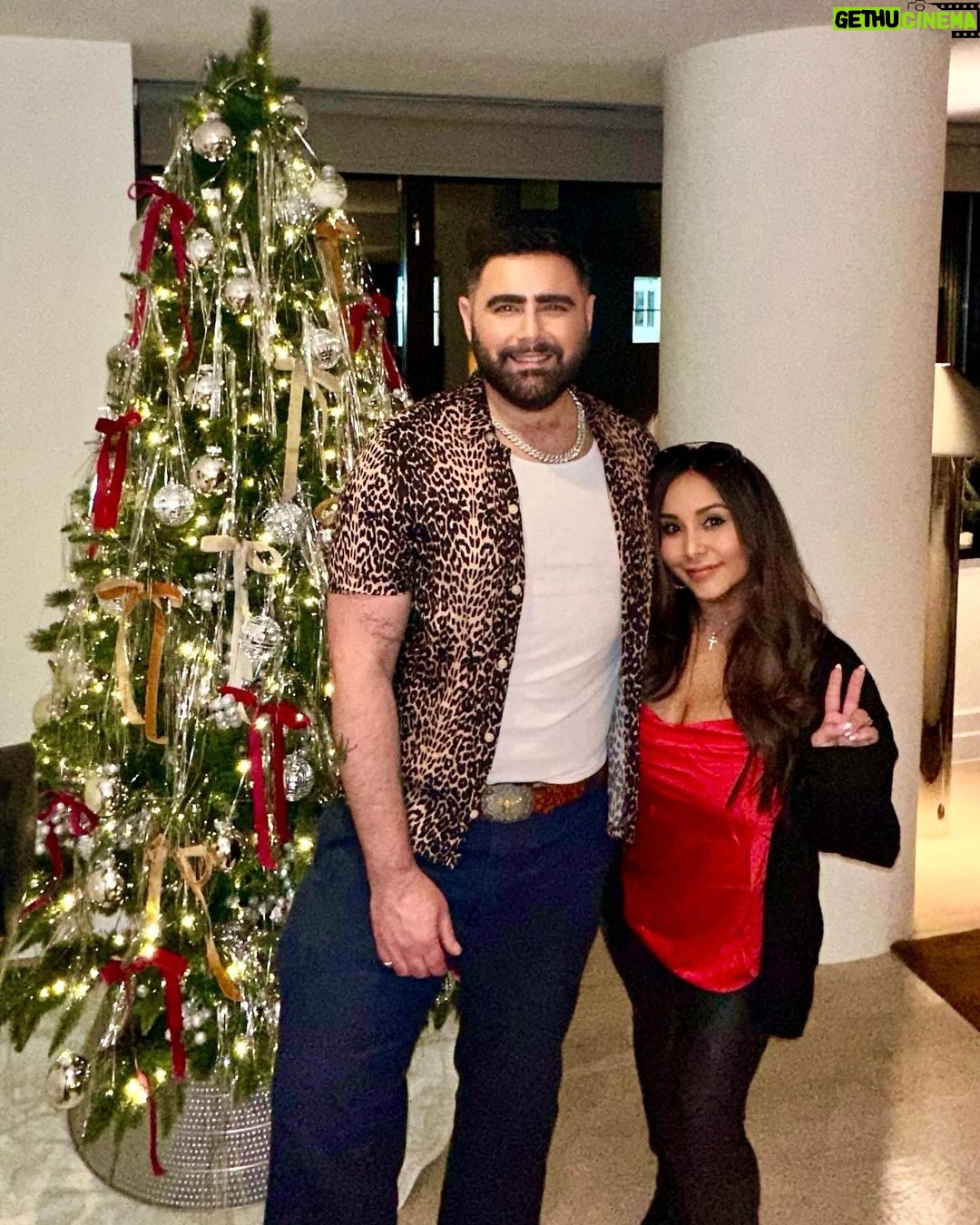 Snooki Instagram - Crusaders, have a VERAY merry Christmas. 🎄🍷