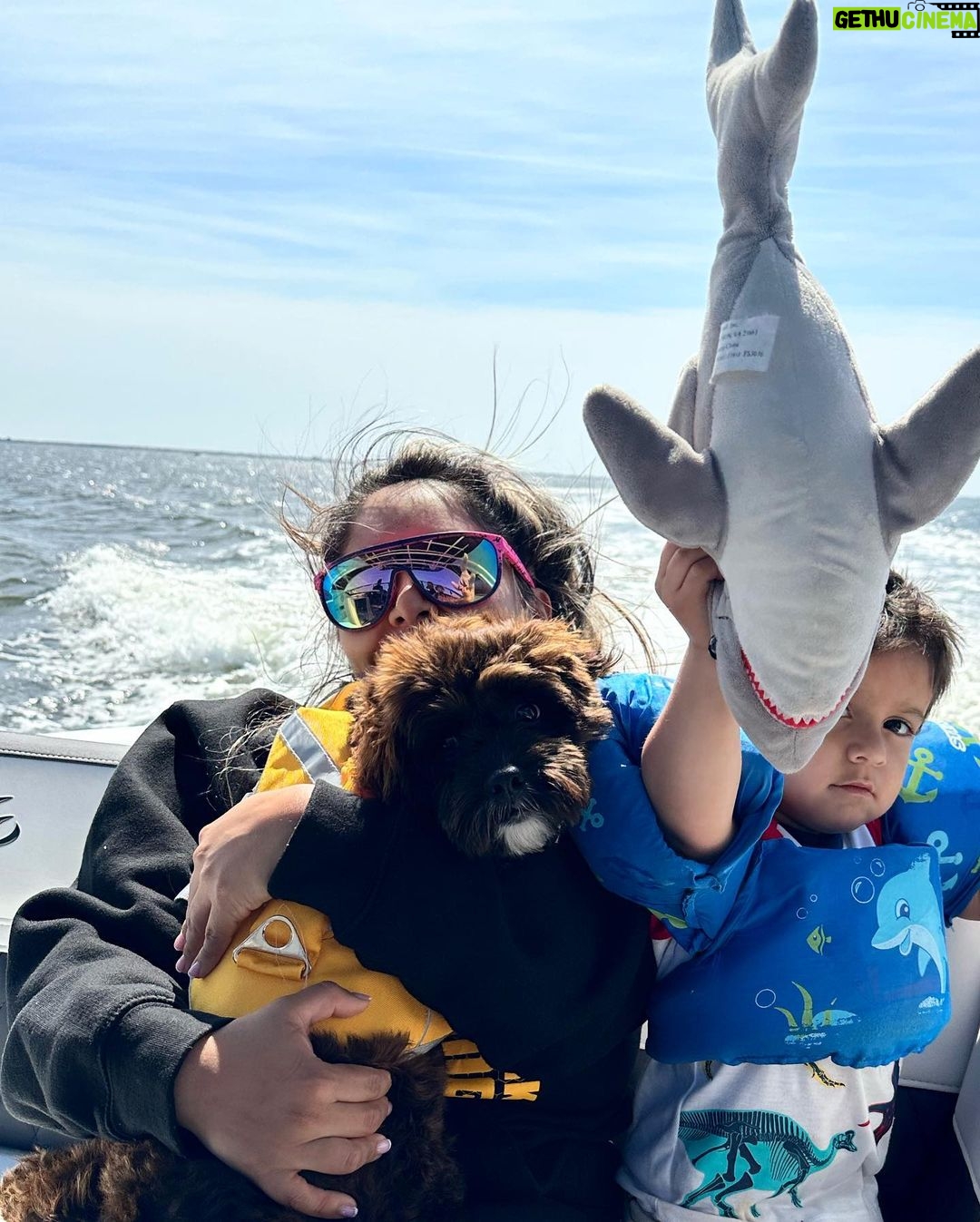 Snooki Instagram - Feels like summer ☀️🚤 First ride on our new Monterey & Rocky’s first boat ride 🥹 (he ended up loving it and fell asleep in the wind)