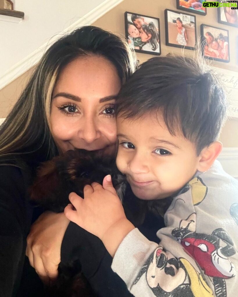 Snooki Instagram - Mommy life is the best life! #blessedmawma #dogmawma