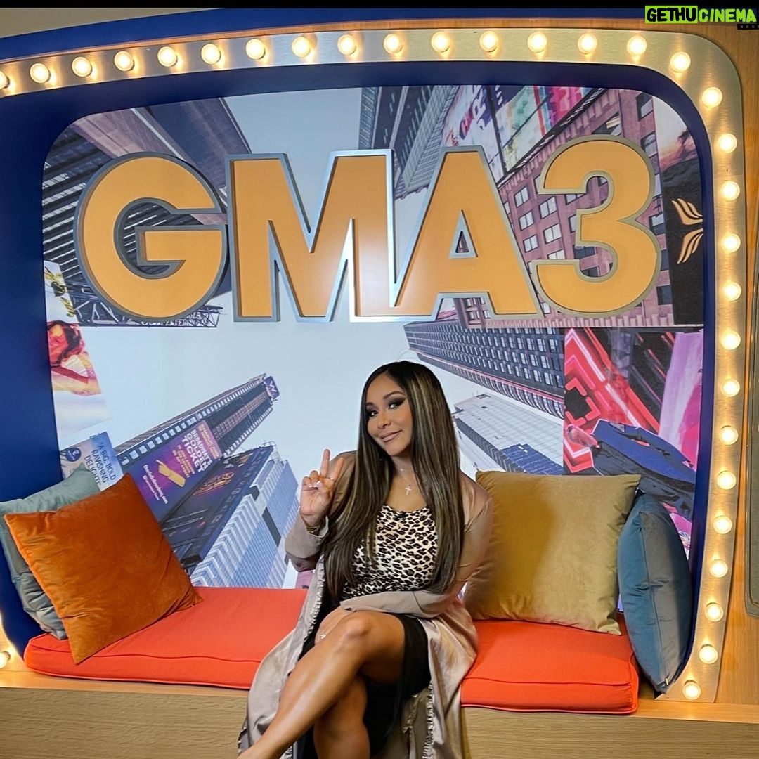 Snooki Instagram - Jersey Shore family vacation in the building πΎπ @abcgma3 π: @makeup_cara