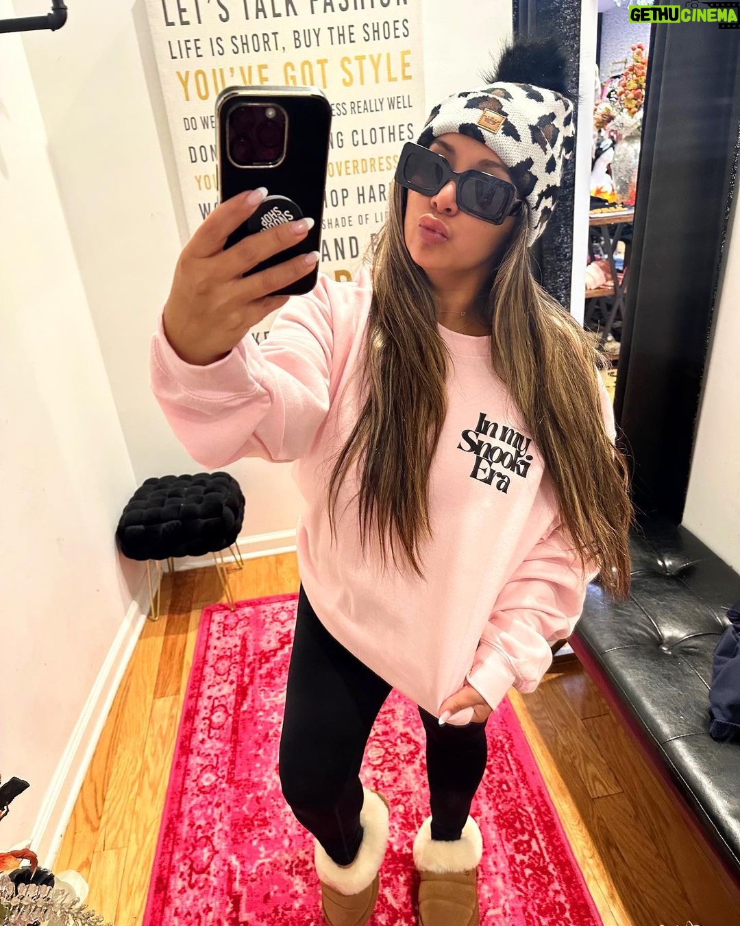 Snooki Instagram - In my SNOOKI ERA 🍷💃🏽 THE SNOOKI SHOP
