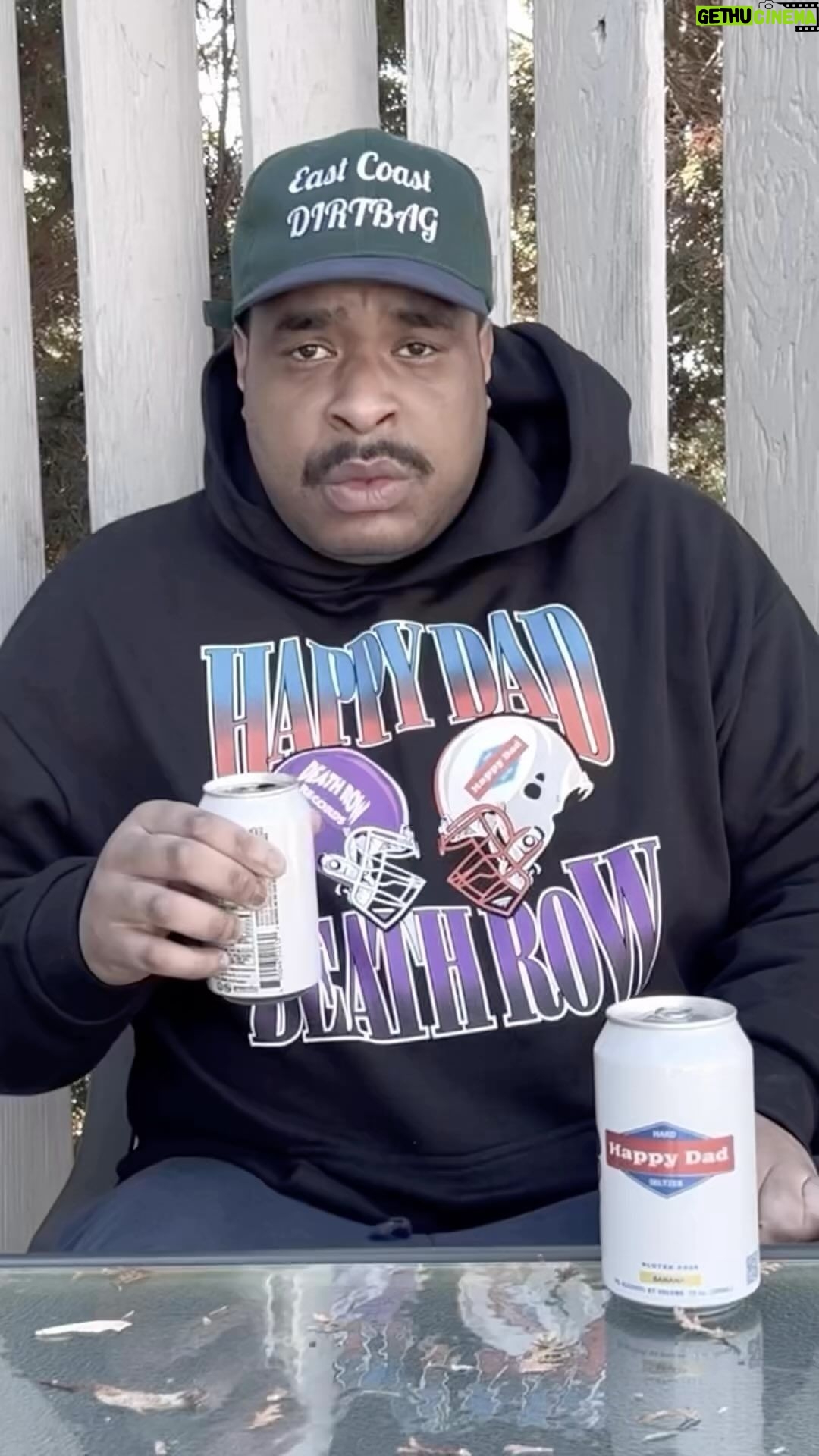 Snoop Dogg Instagram - @happydad @cuttheactivist @deathrowrecords ππΏππΏππΏππΏπ¨π¨π¨ yessir