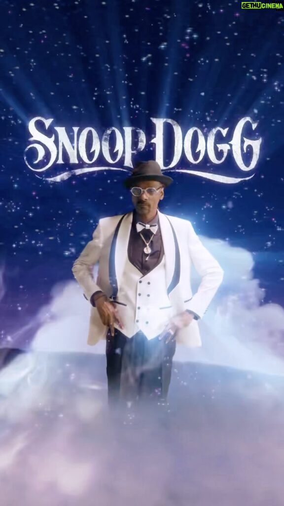 Snoop Dogg Instagram - @peterquinstagram’s Snoop on a loop 🔄 #snoopdogg #maxon #vfx ☁️ @nnmotion