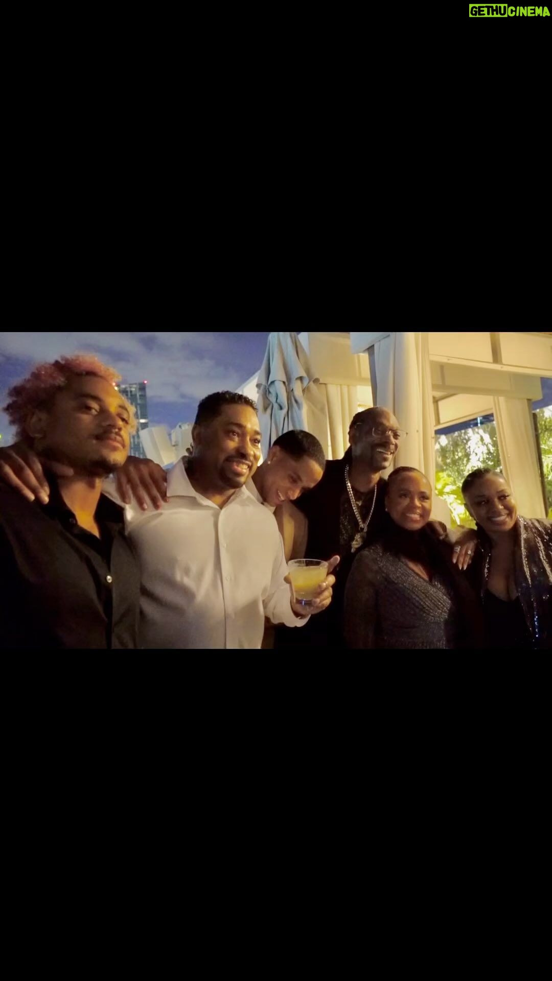 Snoop Dogg Instagram - ππΎπ’πποΈ. @badabing33