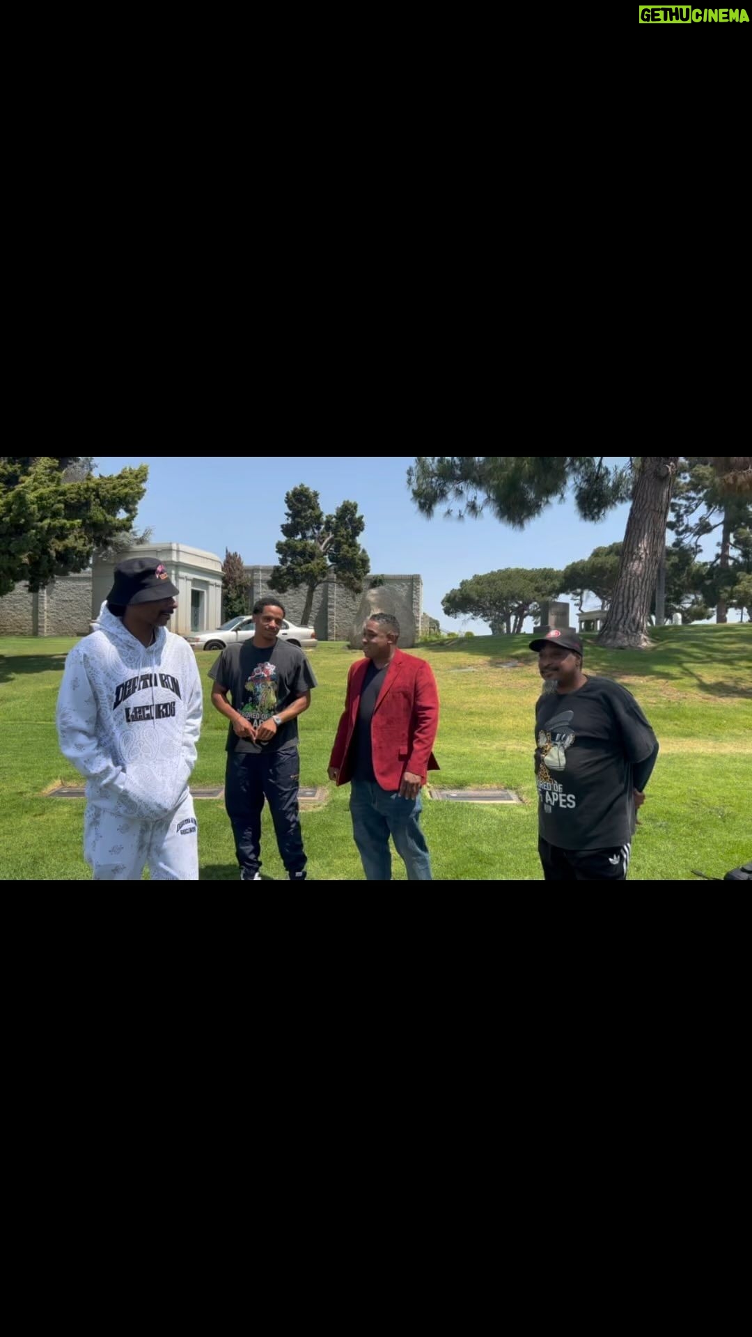 Snoop Dogg Instagram - @badabing33 always made us laugh πππΎπ’ u bac with moms