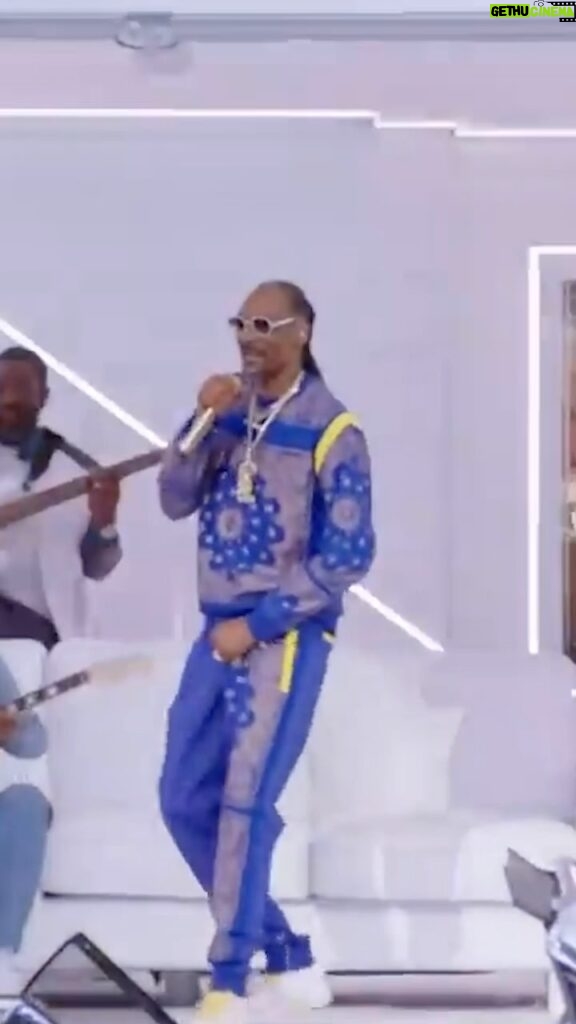 Snoop Dogg Instagram - @drdre and @snoopdogg kicking off the Super Bowl LVI Halftime Show 🔥
