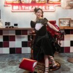 Snow Suen Instagram - State Soirée 皇都之夜 回到50年代的懷舊晚上🥂 見證一個時代的風華色彩～ 謝謝邀請🫶🏻 #NEWWORLD #STATETHEATRE #STATESOIREE #WORLDCLASSHERITAGE #皇都戲院 #皇都之夜 #世界級文化遺產 @statetheatre.hk @new.world.group