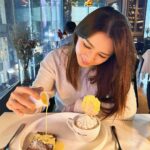 Snow Suen Instagram - 滋味可以洗滌心靈， 好味道令心情都變好了🫶🏻 有我最愛的西班牙紅蝦😍 @nycut.hqueen @numberoneprhk H Queen's Hong Kong