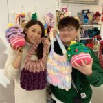 Snow Suen Instagram - 快樂的手作時間🍒 送給自己的聖誕禮物🎁 Thank you Ronda @knitterknutter