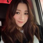 Snow Suen Instagram - 好多人問我生完5個幾月， 正值產後脫髮時期， 點解我望落仲多咗頭髮又長得咁快， 今晚9:30pm 我會喺Facebook page， 開live公開貼士俾大家， 如果你咁啱係天生額角稀疏、 又或者壓力脫髮、 無論男士脫髮或者女士產後脫髮， 都幫到你， 我仲準備咗好嘢送俾你哋添！ #入嚟睇live睇下點生髮同點攞禮物