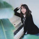 Snow Suen Instagram - 剪咗個韓劇女主角嗰種空氣瀏海， 但原來我唔識處理！ 點算呀？ @greencheung 😂