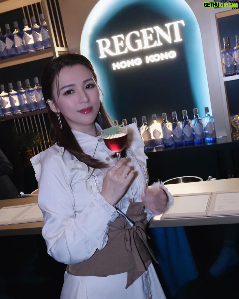 Snow Suen Instagram - Congratulations to Regent Hotel. It was a great evening full of good food, amazing music and fantastic performances. I was happy to spend the night with old and new friends. Thank you for having me! @hongkongregent #RegentHK #RegentHotels Regent Hong Kong