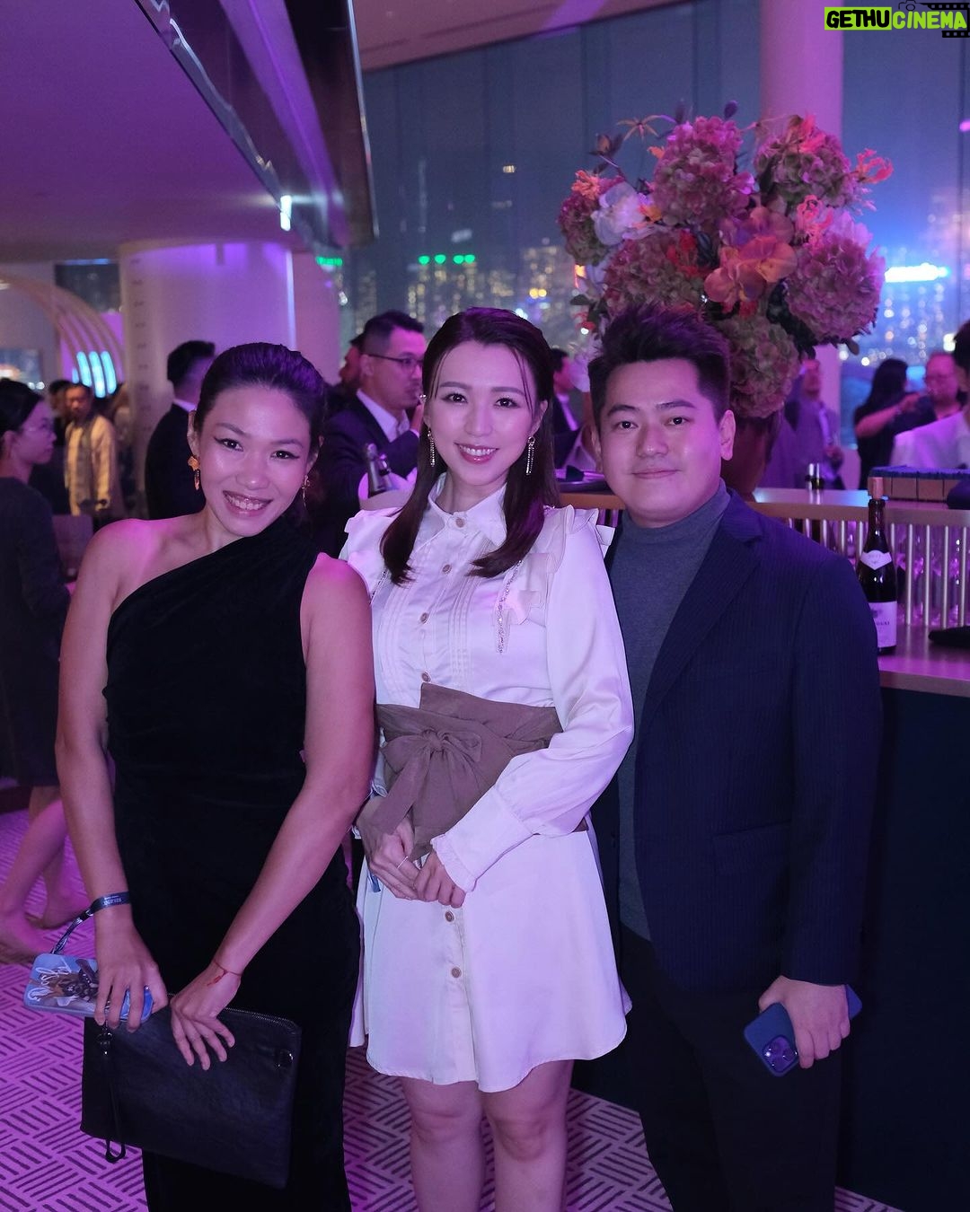 Snow Suen Instagram - Congratulations to Regent Hotel. It was a great evening full of good food, amazing music and fantastic performances. I was happy to spend the night with old and new friends. Thank you for having me! @hongkongregent #RegentHK #RegentHotels Regent Hong Kong