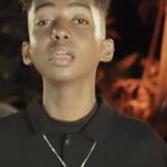 Soan Arhimann Instagram - Mon nouveau clip MIZIKA est disponible sur YouTube hésitez pas à aller le voir 🔥❤️🇷🇪🎶