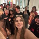 Sofía Vergara Instagram – So lucky to have worked with this people for 11 years❤️. I love and miss u all guys!!! #modernfamily