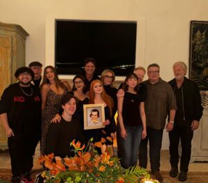 Sofía Vergara Instagram - First Modern Family reunion!!!!❤️❤️❤️
