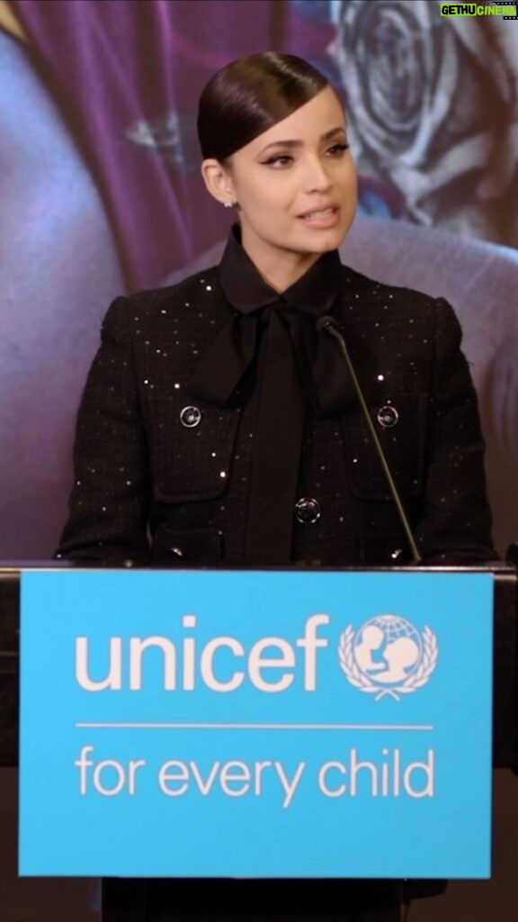 Sofia Carson Instagram - Yesterday, I spoke at UNICEF House to commemorate the undeniable and transformative power of education. It is my privilege to be a voice of the powerful work being done around the world by UNICEF and it’s partners, Education Above All and the State of Qatar, to ensure that every out of school child in every corner of the world, has an education. To ensure that going to school isn’t a “dream”, but a beautiful REALITY. Leading into the United Nations General Assembly next week, let us commit to forging another decade of building dreams and weaving hope, for every child…. @unicef @unicefusa @educationaboveall_eaa