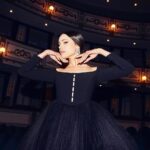 Sofia Carson Instagram - hay amores que matan hay amores que nos devuelven la vida🌹 Teatro Cervantes Malaga