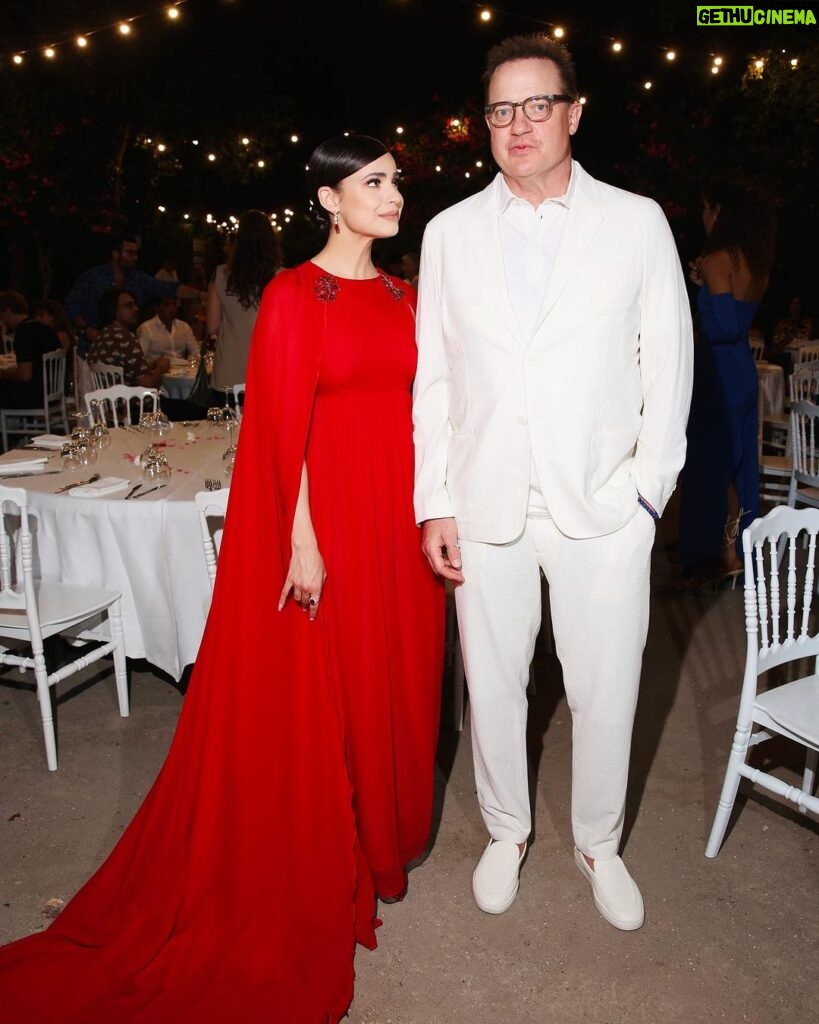 Sofia Carson Instagram - Your kindness and humility shone as bright as your powerful talent. Honored to share this night with you. Congratulations dearest Brendan🌹 #ischiaglobalfilmfestival Ischia, Italy