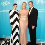 Sofia Carson Instagram - Sharon Stone & Alessandro Benetton, my awe and admiration are yours. Honored to have stood by your side. Thank you, United Nations Correspondents Association. Honored to be your “Global Advocate Of The Year”. 🩵 New York, New York