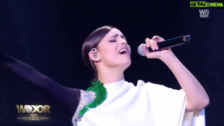 Sofia Carson - 845K Likes - Last performance of the year, COME BACK HOMEš« LIVE from Paris š¤ My whole heart.
Je vous aime a lāinfini.