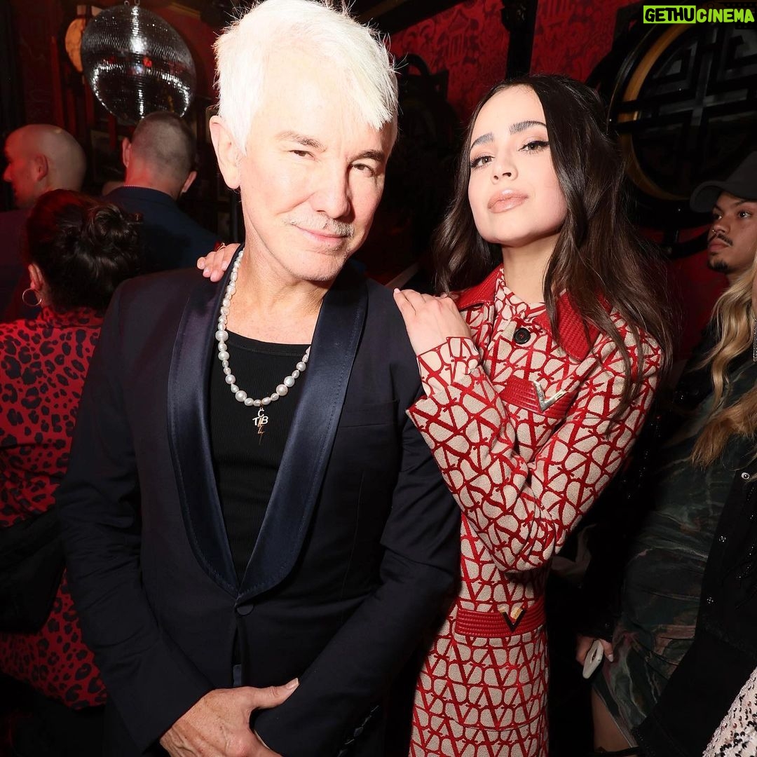 Sofia Carson - 728.1K Likes - Happy Birthday Elvis🌹
@bazluhrmann Adore you. Admire you. Endlessly.