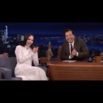 Sofia Carson Instagram - When Jimmy asked me to sing Come Back Home with The Roots. And my Purple Heart almost burst. Thank you, Jimmy💜 I’ll never forget tonight. @fallontonight
