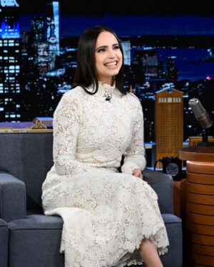 Sofia Carson Instagram - @sofiacarson stops by Studio 6B to talk #PurpleHearts! #FallonTonight