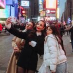 Sofia Carson Instagram - Hi NYC❤️‍🩹 Thank you for holding me close. . .#JokesOnMe New York, New York