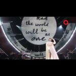 Sofia Carson Instagram - IMAGINE🕊️🤍 Words cannot express the beautiful honor it was to sing Imagine in Central Park…to an endless sea of hearts singing John’s words in unison. Imagining Peace. Imagining Equity. Thank you Dearest @yokoono and Imagine Peace for your blessing…..As Yoko once said, “a dream you dream alone is only a dream. A dream you dream together is reality.” I’ll cherish this moment forever. Thank you from the bottom of my heart @kimgavin8. Central Park, New York
