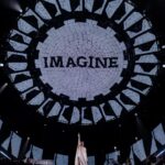 Sofia Carson Instagram - Imagine live in Central Park 🕊️ Tonight 7pm on ABC. A moment I’ll cherish forever. @glblctzn Central Park, New York