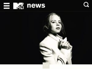 Sofia Vassilieva Instagram - Thank you @mtv ... “Keeping the Essence”💡✨