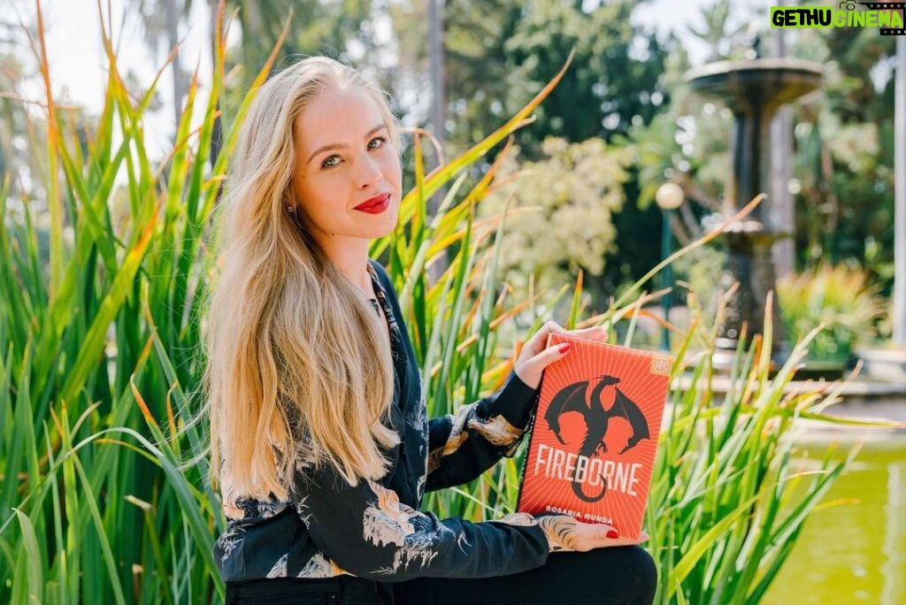 Sofia Vassilieva Instagram - Guest judging for @yasofthemonth 📚 One of this month’s books Is🔥 FIREBORNE 🔥 by @rosariamunda 🐉 Seriously give it a read, I t’s captivating and thought provoking ✨ Link in my bio for my full review ✨.