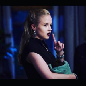 Sofia Vassilieva Instagram - First look at LOOKER 🖤⚡️ @cw_blacklightning @thecw #blacklightning #looker 
Tuesdays @ 9pm, CW ♥️🖤♥️ https://comicbook.com/dc/2018/11/07/black-lightning-season-2-episode-6-photos-looker/