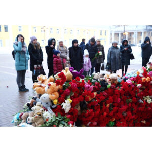 Sofia Vassilieva Instagram - Last Sunday,  March 25th 2018, there was a terrible tragedy in Kemerovo, Russia. My grandmother was born in Kemerovo, and much of my family and our loved ones live in the area. At least 64 people, 41 of which we’re young children died in a horrific fire at a leisure center on the 1st day of spring break. There are no words for such a nightmare, for the unbearable suffering and grief. My family’s hearts and prayers are with Kemerovo, the victims and their loved ones. Our deepest and most sincere condolences. Let’s hold our loved ones a little tighter, love them a littler harder, and smile a little brighter from knowing that today we still can.

#kemerovo #russia #prayersforkemerovo #russian #family #home #ancestors #grandma #mama #aunt #lovedones

#кемеровомыстобой #кемерово #кемеровскаяоблссть #дети #детикемерово #кемероводлядетей #детипопогибшиекемерово #бабуля #мама #тётя #братьяусёстры
