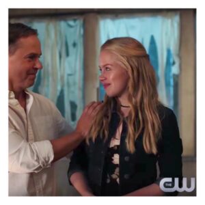 Sofia Vassilieva Instagram - So excited for this, @supergirlcw Catch next week’s episode! 10/30. With the Supergirl Team and @ichadlowe ❤️💙