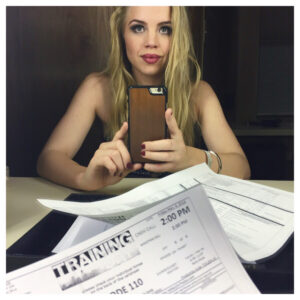 Sofia Vassilieva Instagram - #tbt to an episode of @trainingdaycbs a few weeks back! So much fun playing Chelsea Brown #highendhoe meets #midevilprincess thank you @cbstv 🙏🏻