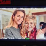 Solène Hebert Instagram – Nouvelle intrigue ce soir sur @dna_tf1 avec ma @veronique.jannot ! ❤️❤️❤️ #lazzarifamily #nouvelleintrigue #veufnoir #enjoy avec  @juliettetresanini @mayel_elhajaoui @marie_catrix @veronique.jannot @francksemoninofficiel @theocosset_