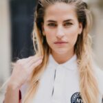 Solène Hebert Instagram – Très heureuse de participer au lancement de la nouvelle collection upcycling « remixed » de @tommyhilfiger via @ellefr ! L’upcycling, c’est donner aux objets ou vêtements usés une nouvelle vie, en les transformants et en se les appropriants. Et il est tellement urgent de réinventer la mode en économisant l’énergie et les matières premières ! Merci 📷 @pierre__mouton #upcycling #ecologie #remixed #shooting #tommyforlife @tommy.for.life @thomasdumontvip