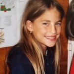 Solène Hebert Instagram - 30 ans... et quitter la vingtaine. Et l’innocence et les fêtes et les amours et le bordel. Ce que je croyais, mais maintenant que j’y suis, je ne vois que l’enfant qui plus encore alors sourit #30years #justabeginning #bestmoments #alwaysachild merci pour tous vos messages qui m’ont énormément touché ! Meilleur anniversaire !! 📷 30 ans @mathieu_puga puis mes 20 ans, 10 ans, moins d’un an (qui prouve bien que je ne met pas de rouge à lèvre. Elles ont toujours été comme ça !!)