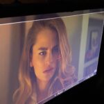 Solène Hebert Instagram – Encore une intrigue où l’on va se fendre la poire 😜 #combo #ontheset #questcequonsemarre