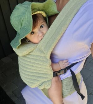 Solenn Heussaff Instagram - Serving you some cuteness. 

Also love this @bumpsuit carrier and of course our @tilidahli eclipse linen hat