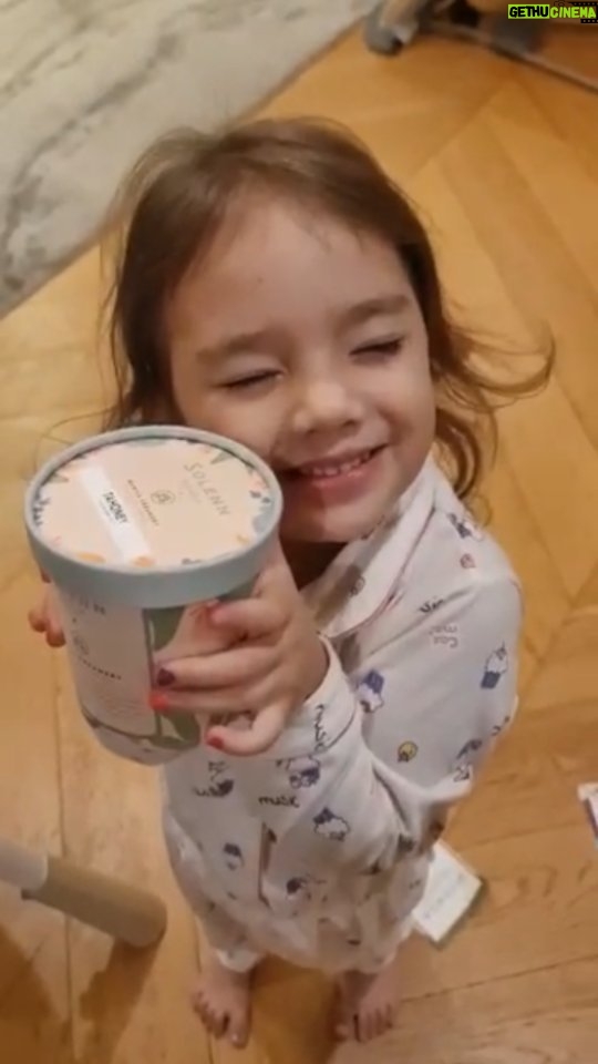 Solenn Heussaff Instagram - Tili's first time to try the Tahoney flavor which was made for her.